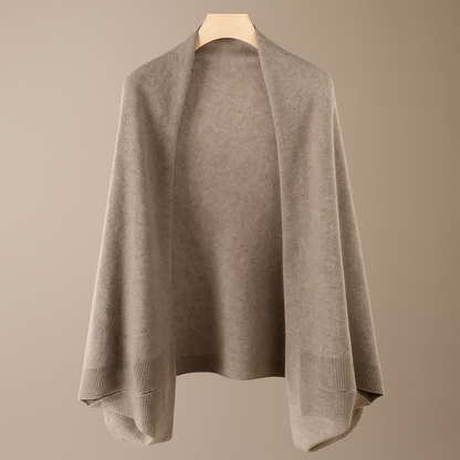 Trawinka – Wełniana narzutka z ręcznymi detalami