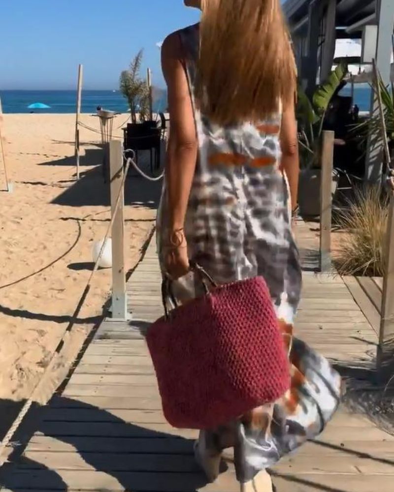 Celestyna – Sukienka bez rękawów z nadrukiem tie-dye