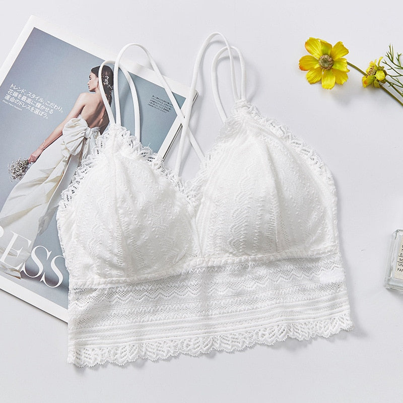 Koronkowy biustonosz w stylu boho