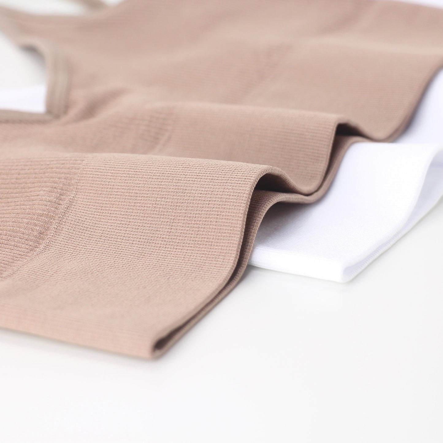 Elastyczny biustonosz bez fiszbin