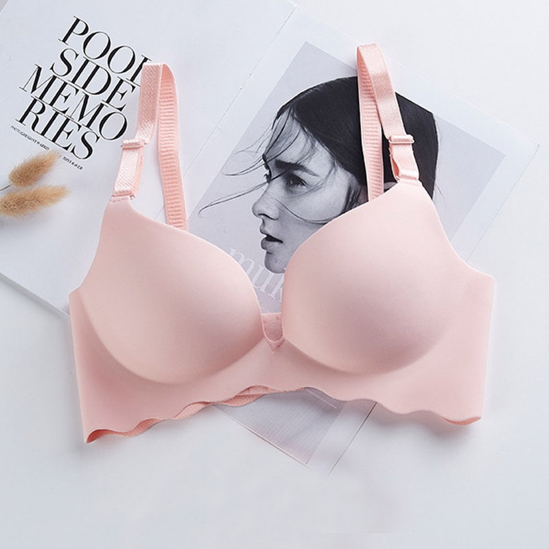 Bezszwowy biustonosz z falowanym dołem