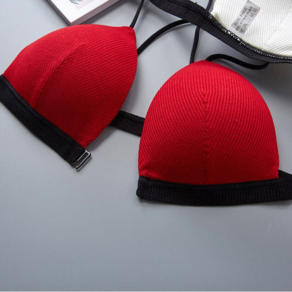 Stanik z przednim zapięciem