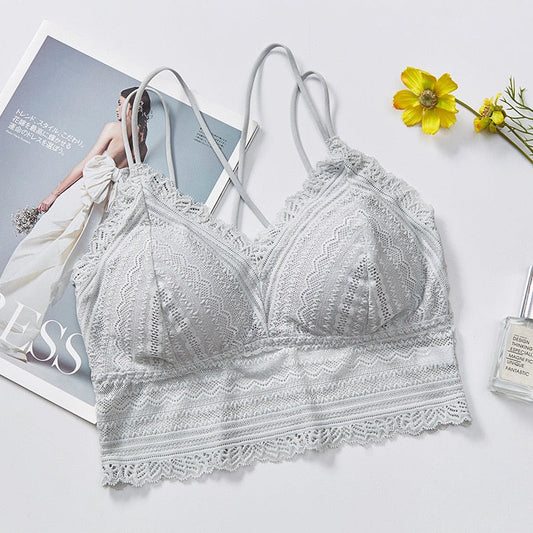 Koronkowy biustonosz w stylu boho