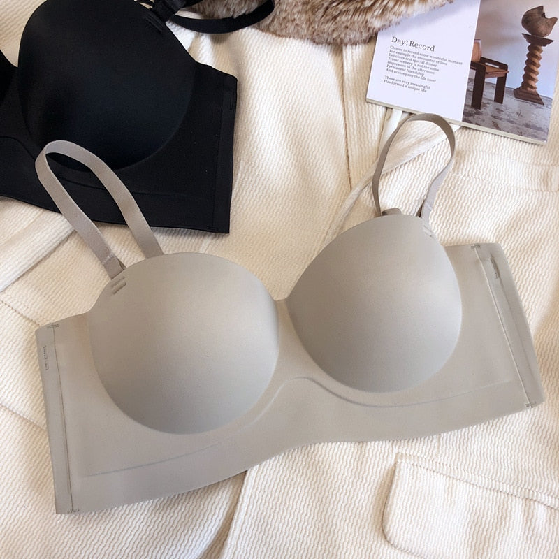 Bezszwowy biustonosz