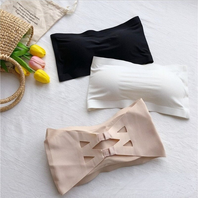 Bezszwowy biustonosz samonośny