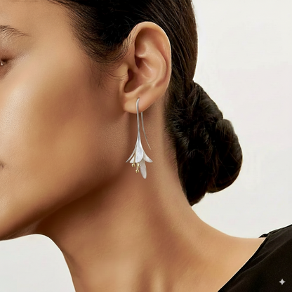 Srebrne kolczyki kwiaty