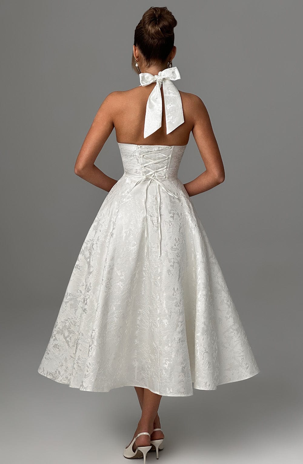 Bryza - Sukienka midi z głębokim dekoltem z tyłu