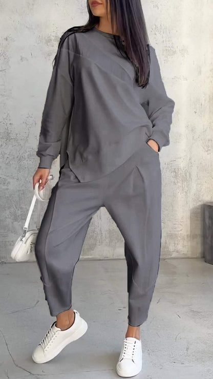 Babette - Dwuczęściowy komplet z okrągłym dekoltem